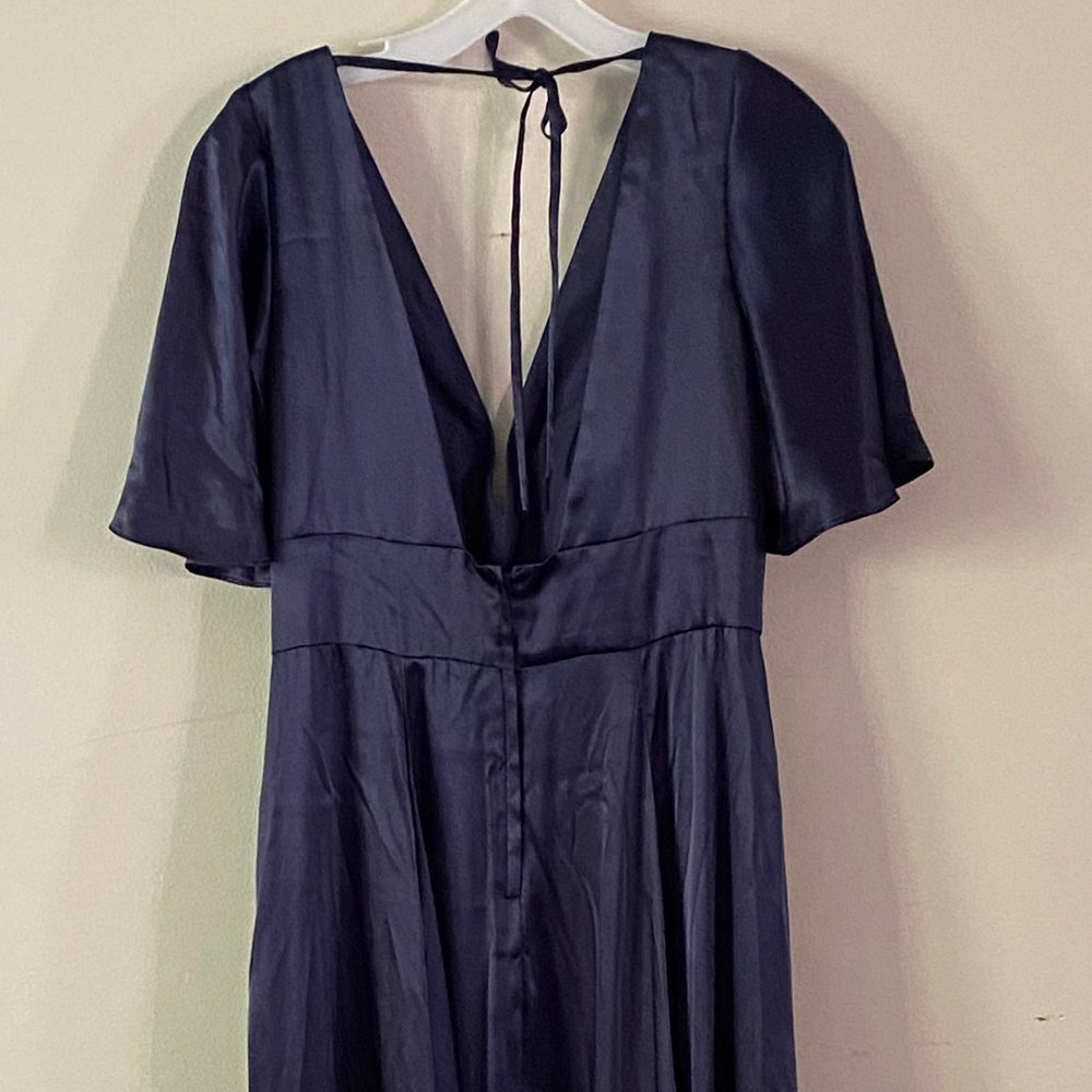 NWT! GALINA SIGNATURE Long Flutter Sleeve A-Line Bridesmaid Dress DAVID'S BRIDAL - Picture 8 of 13